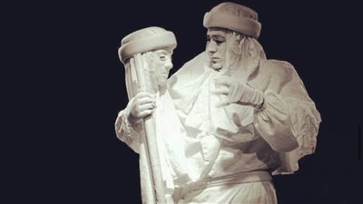 بعد 12 عاما.. مسرحية 