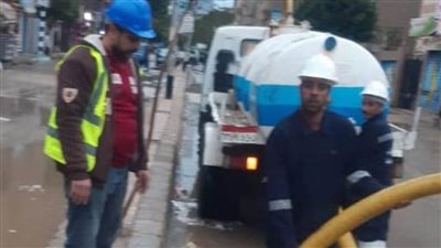 المنيا:  رفع تجمعات مياه الأمطار بالمراكز  وتمركز المعدات بالطرق والميادين والأنفاق