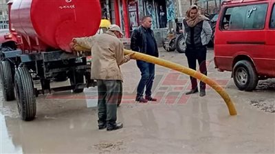  أمطار غزيرة تضرب كفر الشيخ ورؤساء المدن يتابعون كسح المياه