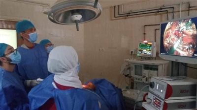 إجراء أول عملية استئصال الغدة الدرقية بالمنظار الجراحي بمستشفيات جامعة أسيوط 