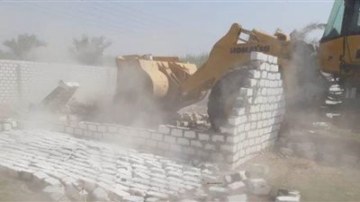 الأجهزة الأمنية بالأقصر تشن حملة مكبرة لإزالة التعديات والإشغالات