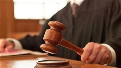 تأجيل محاكمة 20 متهما بـ