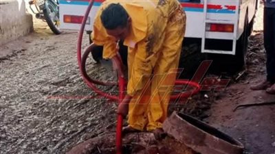 رئيس مدينة سيدي سالم يتابع رفع كفاءة خطوط خفض المنسوب 