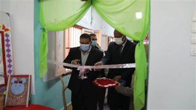 افتتاح معرض الأنشطة التربوية بإدارة الخارجة التعليمية 