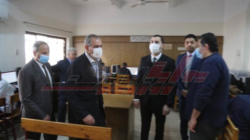 جولة المحافظ