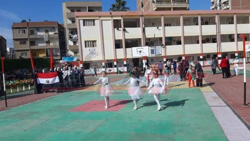 خلال العروض