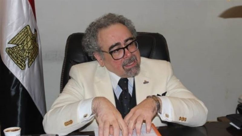 الدكتور علاء عبدالهادى