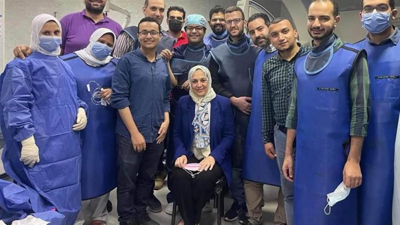 أطباء قسم المخ والأعصاب