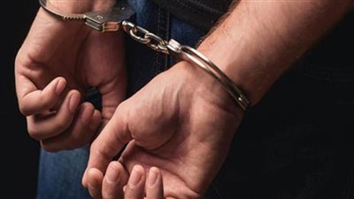 ضبط تشكيل عصابي مسلح تخصص في السرقة بالإكراه من المواقع الإنشائية بالقاهرة