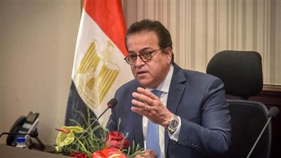 وزير التعليم العالي يستعرض تقريرًا حول حصاد أداء اللجنة الوطنية المصرية لليونسكو