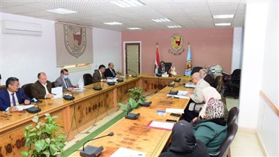 جامعة سوهاج تستعد لزيارة الشركة المانحة للأيزو للمرة الرابعة في جودة العمل الإداري