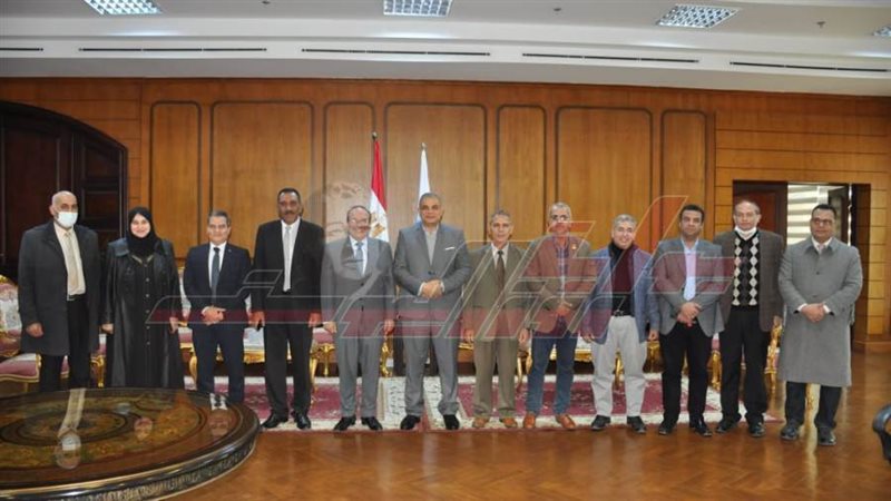 رئيس جامعة كفرالشسخ