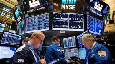 سوق الأسهم الأمريكية يغلق على انخفاض