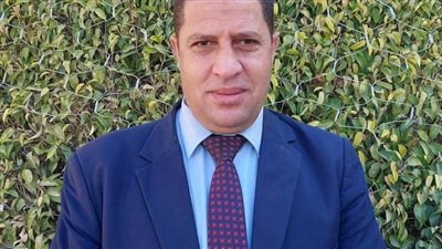 محافظ البحيرة يُكرم رئيس مدينة دمنهور والجهاز التنفيذي بالوحدة المحلية