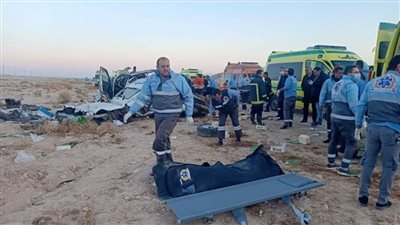 الصحة:  18 إصابة و 16 حالة وفاة بحادث تصادم بين أتوبيس وميكروباص بمدينة الطور