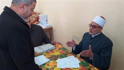 وسط إجراءات احترازية.. بدء امتحانات نصف العام لصفوف النقل الابتدائي والإعدادية بالمنيا