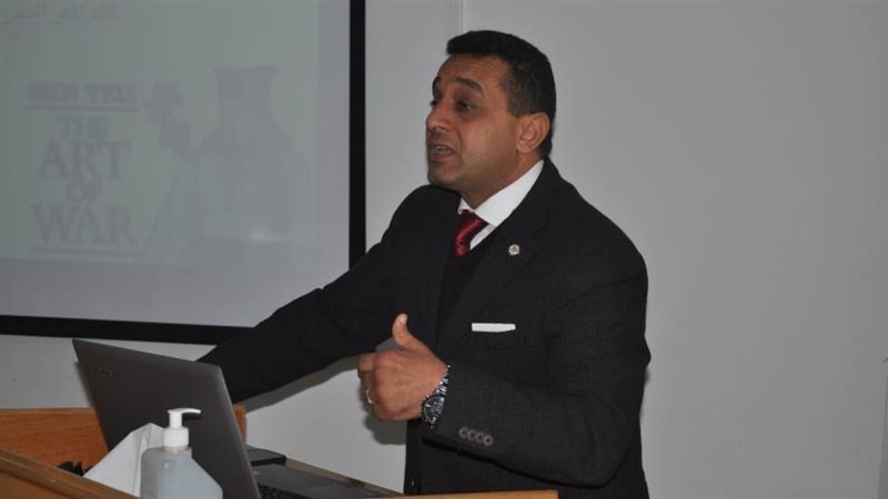 العقيد الدكتور حاتم