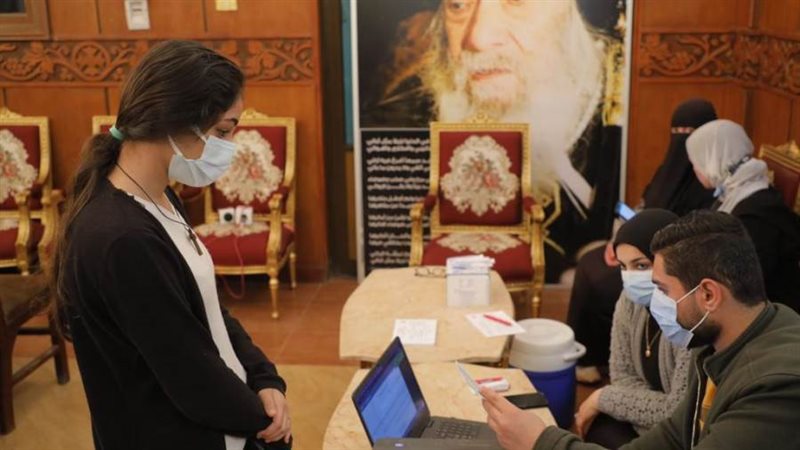 نشر الفرق الطبية