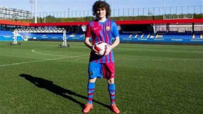 برشلونة يضم رسميا لاعب فرانكفورت لفريق الشباب