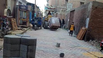 شوارع القليوبية تتجمل.. تنفيذ خطة الرصف ورد الشيء لأصله ووضع إنترلوك بالطرق