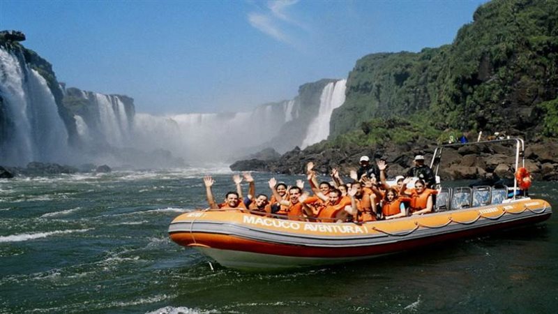 شلالات مياه - ارشيفية