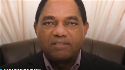 رئيس جمهورية زامبيا يحث شباب العالم على تبادل الأفكار والرؤى 