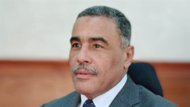 محافظ مطروح خالد