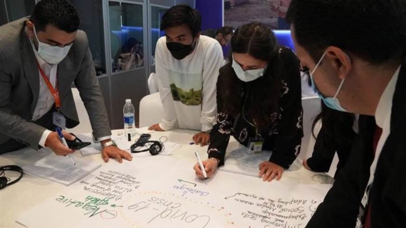 منتدى شباب العالم..