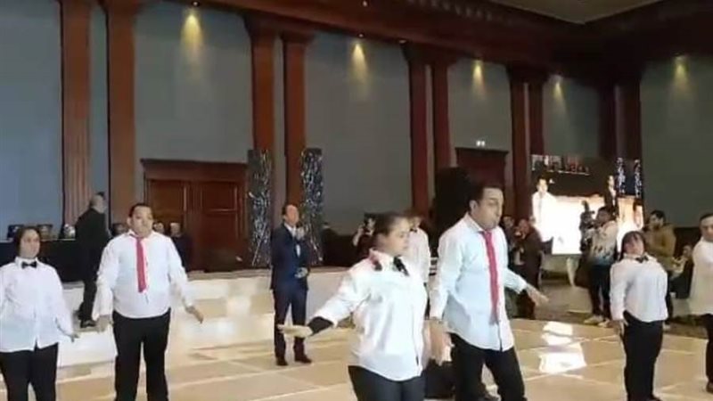 الفنان مدحت صالح