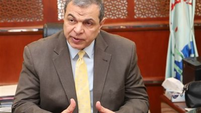 القوى العاملة: تعيين 689 شاباً منهم 8 