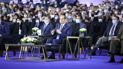 الرئيس يّوجه التحية للشعب ويٌشيد بدور الشباب والمرأة في مواجهة التحديات 