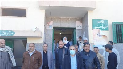 محافظ أسيوط يوجه بالمرور الدوري على الوحدات الصحية للارتقاء بالخدمات المقدمة للمواطنين