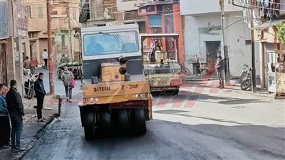 رصف الطرق وتطوير وتجميل الشوارع بكفر الشيخ
