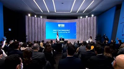 السيسي: نحتاج لتوفير مليون فرصة عمل سنويا