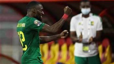 إيكامبي رجل مباراة الكاميرون وإثيوبيا: من يريد القمة عليه الفوز دائما