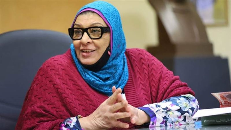 الكاتبة الصحفية الدكتورة