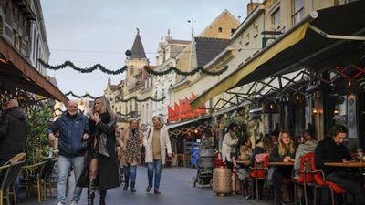 هولندا تخفف قيود الإغلاق لبعض الأنشطة