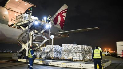 الصحة تعلن استقبال ٣ ملايين جرعة من لقاح  «فايزر» بمطار القاهرة الدولي