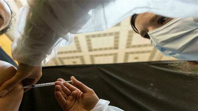 البرلمان الفرنسي يصادق بأغلبية على مشروع القانون المتعلق بتحويل الشهادة الصحية إلى شهادة تلقيح