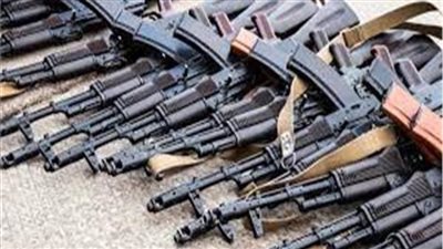 حبس 22 متهمًا بحيازة أسلحة نارية ومواد مخدرة بالقليوبية 