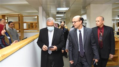 جولة تفقدية لرئيس هيئة تمويل العلوم والتكنولوجيا في ختام زيارته لجامعة أسيوط