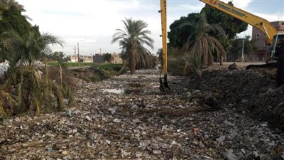 محافظ أسيوط: جهود مكثفة لتطهير الترع والمجاري المائية وصيانة بوابات الري خلال فترة السدة الشتوية