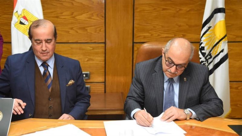 جامعة أسيوط تجدد