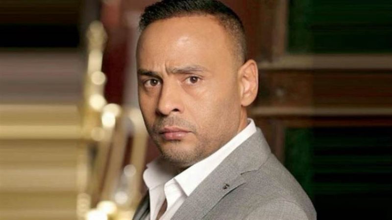 الفنان محمود عبد