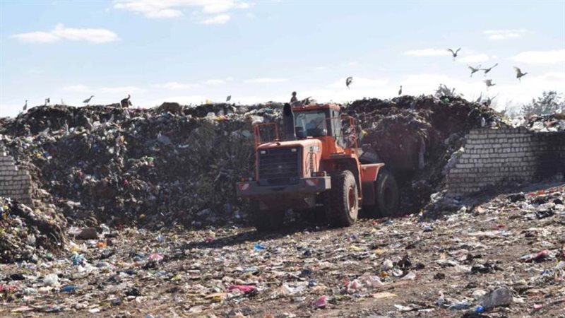 إزالة القمامه للمدفن