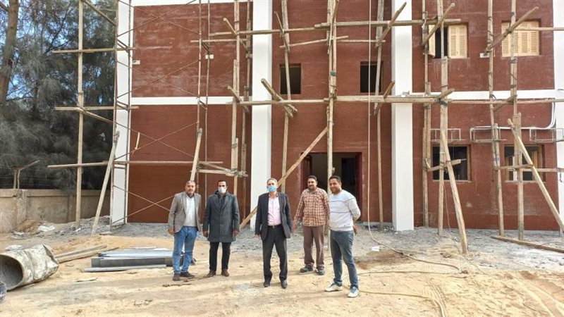 رئيس مركز أبنوب يتفقد