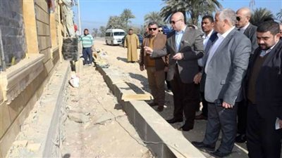 محافظ بني سويف يتفقد تطوير ميدان الأزهري والمحاور المرورية الجديدة 
