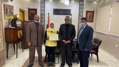 تكريم الطالبة 