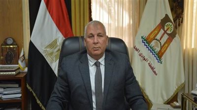 محافظ الوادي الجديد يستعرض مقومات المحافظة مع رجال الأعمال والمستثمرين بالعوينات