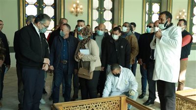 العناني يتابع اللمسات الأخيرة لافتتاح متحف قصر محمد على بشبرا